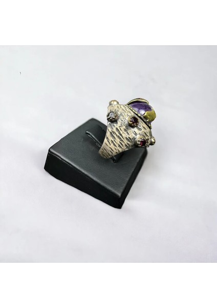 Ametist ve Lal (Garenet) Taşından Oluşan Gümüş Yüzük modelleri