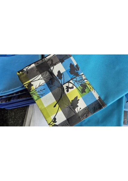 Desenli Mavi ve Lila Makyaj Çantası, Şık ve Kullanışlı Tasarım