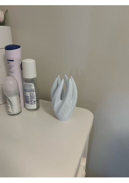 Beyaz Yüzük Tutucu, Şık ve Pratik Takı Düzenleyici modelleri