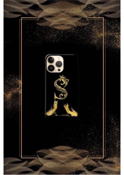 Siyah Desenli Gold T Harfi Ip 16 Pro