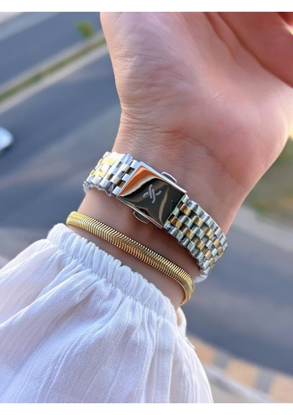 Özel Kesme Camlı 3 Atm Suya Dayanıklı 2 Yıl Garantili Kadın Kol Saati+Bileklik V.92601.4 modelleri