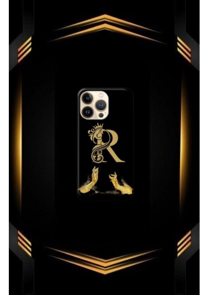 Siyah Desenli Gold D Harfi Ip 15 Pro