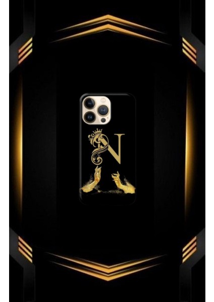 Siyah Desenli Gold S Harfi 15 Pro Max