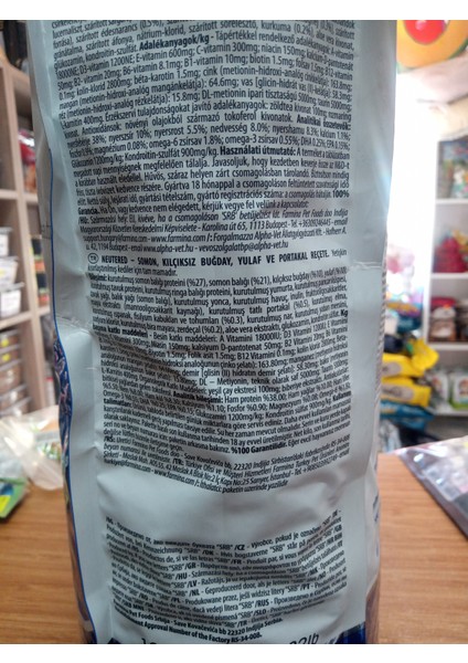 Ocean Düşük Tahıllı Somonlu ve Portakallı Kısırlaştırılmış Kedi Maması 10KG modelleri