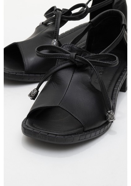 Kadın Kısa Kare Topuklu Önü Açık Sandalet Gerçek Deri Zy 8155 Siyah modelleri