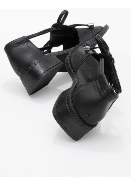 Kadın Kısa Kare Topuklu Önü Açık Sandalet Gerçek Deri Zy 8155 Siyah fırsatları