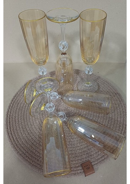 Beyaz Kahve Yanına Uygun 6 Kişilik Şık Bardak Seti