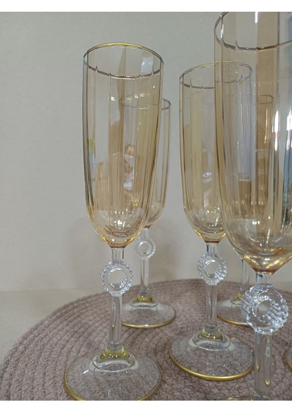 Beyaz Kahve Yanına Uygun 6 Kişilik Şık Bardak Seti modelleri