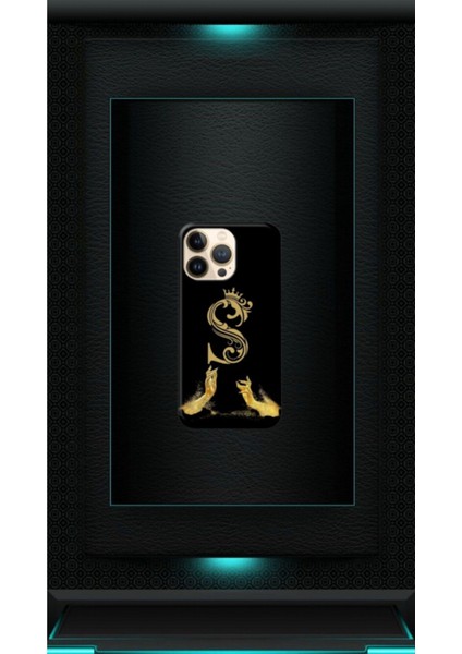 Siyah Desenli Gold G Harfi Ip 15
