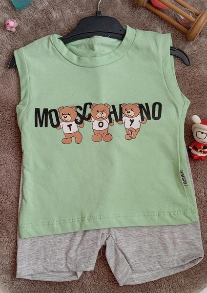 Is Berceste Moschıno Erkek Çocuk Şort Alt Üst Takımı fırsatları