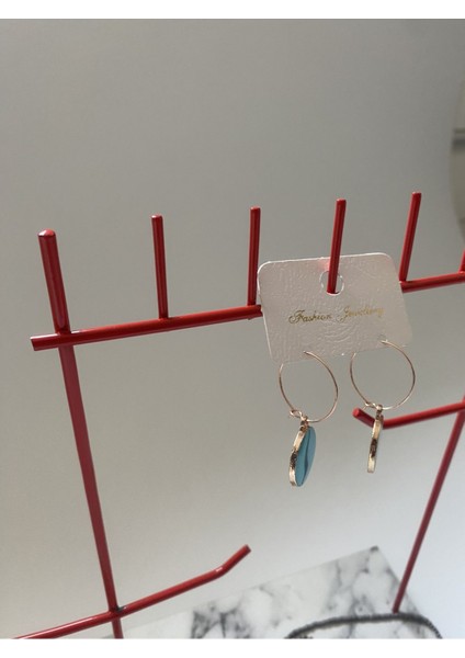 Kırmızı Beyaz Takı Düzenleyici Standı, Şık ve Kullanışlı Dekorasyon Aksesuarı fırsatları