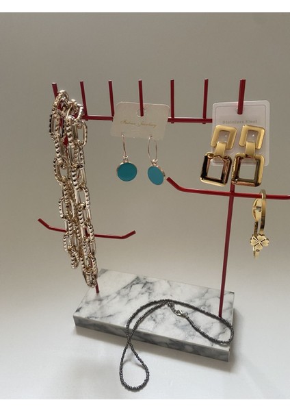 Kırmızı Beyaz Takı Düzenleyici Standı, Şık ve Kullanışlı Dekorasyon Aksesuarı