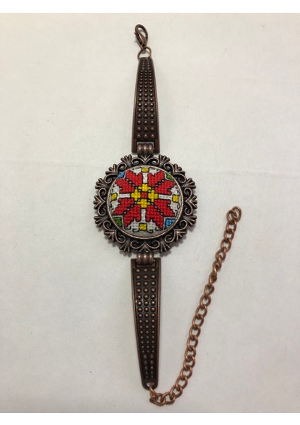 Kanaviçe Işlemeli Bileklik fiyatları