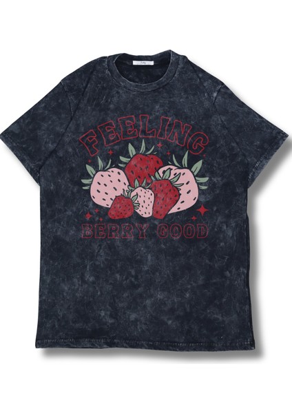 Oversize Feeling Berry Good Baskılı Yıkamalı T-Shirt, Unisex Yaz Meyvesi Temalı Retro Tişört