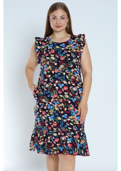 Kadın Lacivert Büyük Beden Desenli %100 Pamuk Cepli Kolu ve Eteği Fırfırlı Elbise