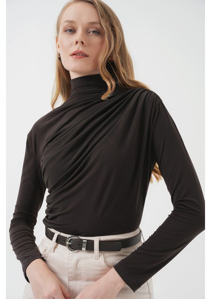 925 Büzgü Detaylı Sandy Bluz - Kahverengi modelleri