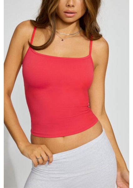 Ince Askılı Yumuşak Dokulu Esnek Atlet