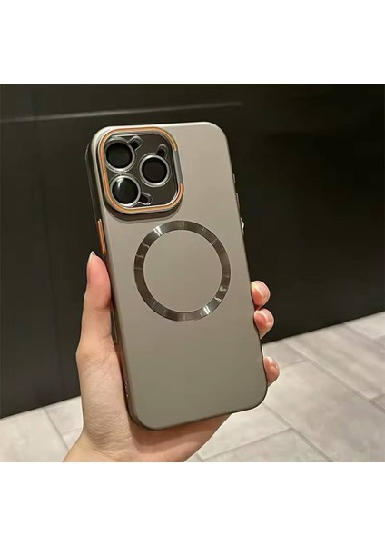Apple Iphone 15 Pro Uyumlu Magnezyum Serisi Standlı Kapak Magsafe Sert Kılıf + Kamera Lens Koruma . fırsatları