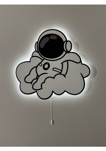 Ahşap Doodle Bulut ve Astronot Çocuk Odası Gece Lambası 32X30