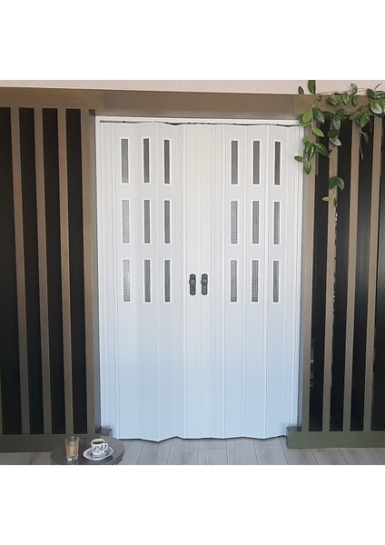 Beyaz Renkli 3 Sıra Camlı 12 mm - Çift Kanat - En 189 cm * Boy 192 cm Akordiyon Kapı indirimleri