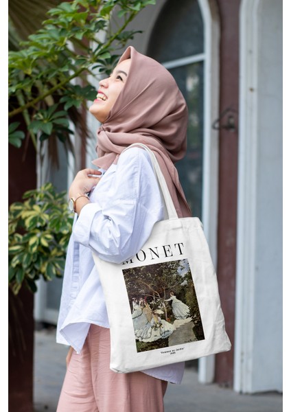 Monet Bahçedeki Kadınlar (Femmes Au Jardin) Baskılı Bez Çanta fiyatları