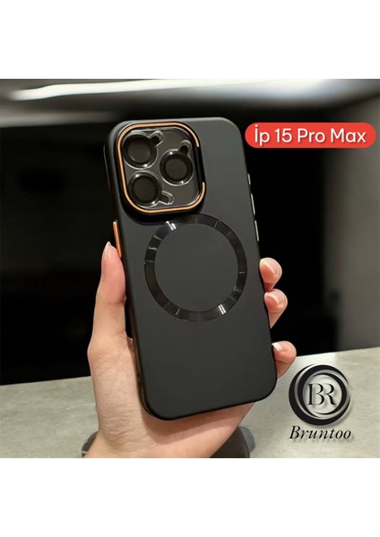Apple Iphone 15 Pro Max Uyumlu Magnezyum Standlı Kapak Magsafe Sert Kılıf + Kamera Lens Koruma .