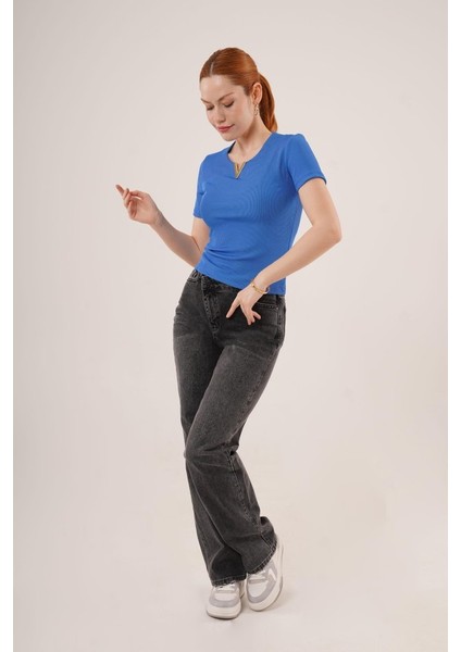 Kısa Kollu Yaka Detaylı Kaşkorse Saks Bluz fiyatları