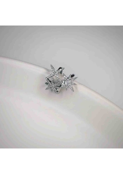 Özel Seri Zirkon Taşlı Yıldız Tasarım Earcuff fırsatları