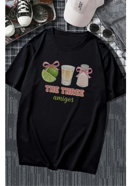 Oversize The Three Amigos Sırt Baskılı Tişört, Unisex Tekila Temalı Bisiklet Yaka T-Shirt fiyatları