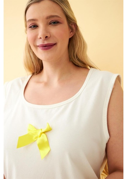 Akbeniz Kadın Beyaz Kurdele Detaylı Sarı Çizgili Şortlu Büyük Beden Pijama Takımı fırsatları