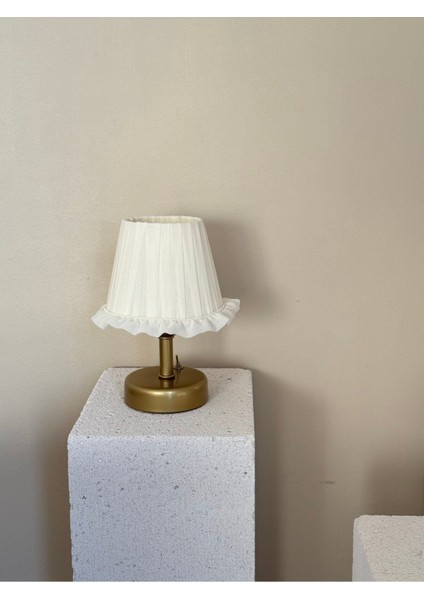 Fırfır Işlemeli Kablosuz Masa Lambası, Alt Eskitme Gold, Krem Renk modelleri