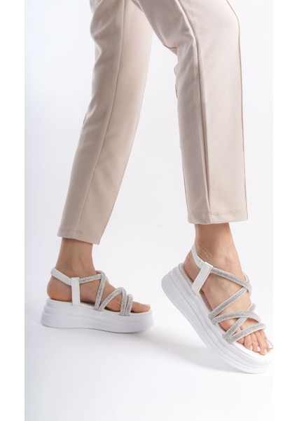 Nına Lastikli Taşlı Şeritli Ortopedik Taban Kadın Sandalet Bt Beyaz fırsatları