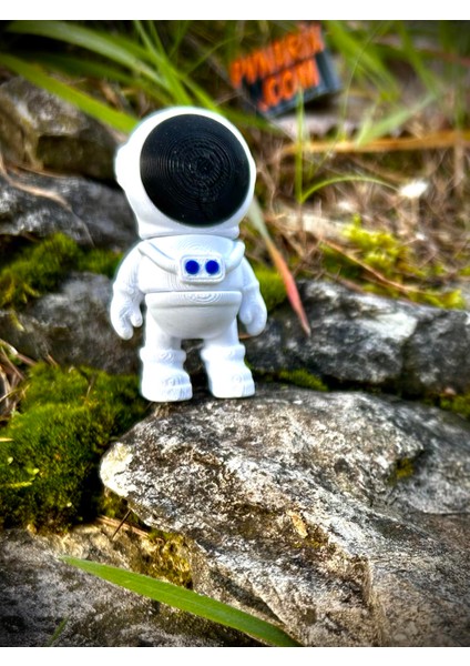 Astronot Oyuncak - Yıldızların Cesur Kaşifi!🧑‍🚀🚀🌌 3D Hareketli Organik Model - Orta Boy