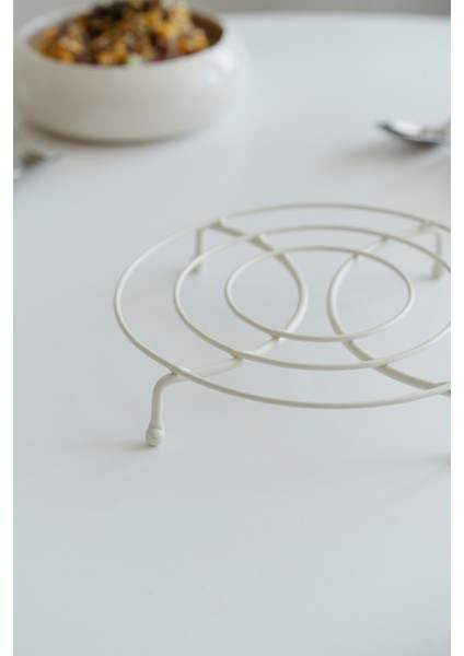 Yuvarlak Metal Krem Nihale (19CM) modelleri