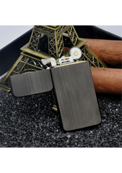 Kuboy Vintage Çakmak Benzinli Slim Çakmak Füme