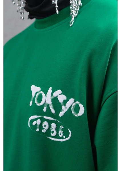 Tokyo 1986 Kabaran Baskı Oversize Tişört modelleri