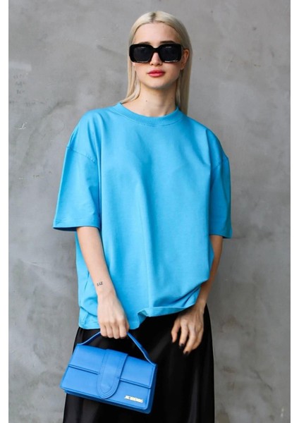 Süper Kalite Kadın %100 Pamuk Turkuaz Bisiklet Yaka Oversize Boyfriend T-Shirt fırsatları