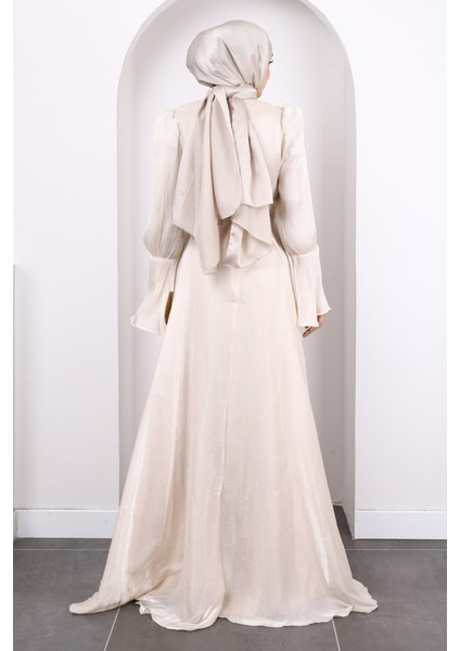 Taş Kol Detaylı Abiye fırsatları