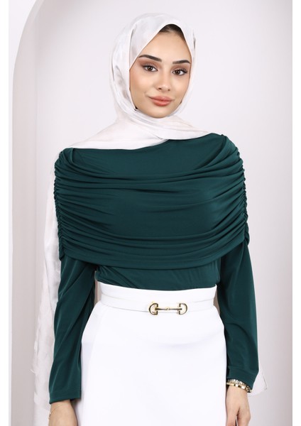 Zümrüt Yeşili Kol Yaka Detaylı Sandy Bluz fiyatları