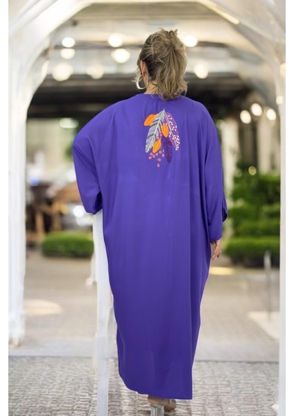 Nakış Detaylı Önden Boydan Düğmeli Cepli Ekstra Büyük Beden Pamuklu Viskon Büyük Beden Elbise 50-56 fiyatları