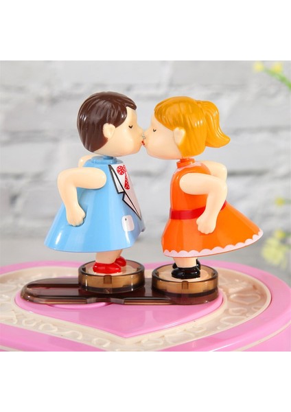 Kalp Tasarımlı Öpüşen Aşıklar Temalı Hareketli Müzik Kutusu​ Pembe fiyatları