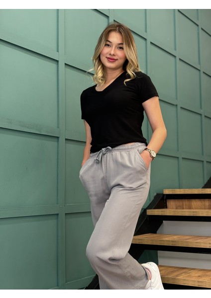 Kadın V Yaka Kısa Kollu Bluz modelleri