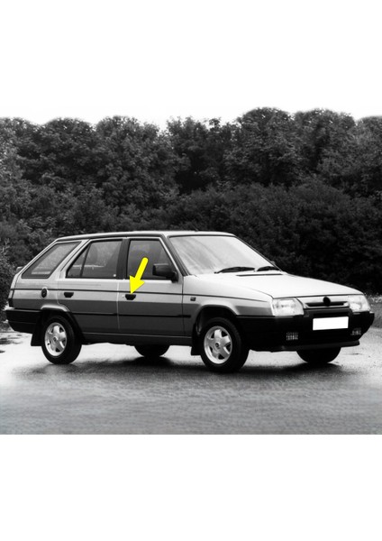 Skoda Forman 1988-1995 Sağ Ön Kapı Dış Açma Kolu 115988105