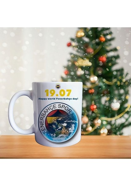 Kadıköy Renkli Tasarım, Futbol Tutkusu ve Dünya Saati Detaylı Porselen Kupa