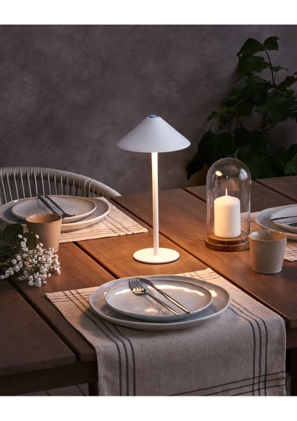 Beyaz Kablosuz LED Masa Lambası, Dimmerli, USB Şarjlı ve Modern Tasarım