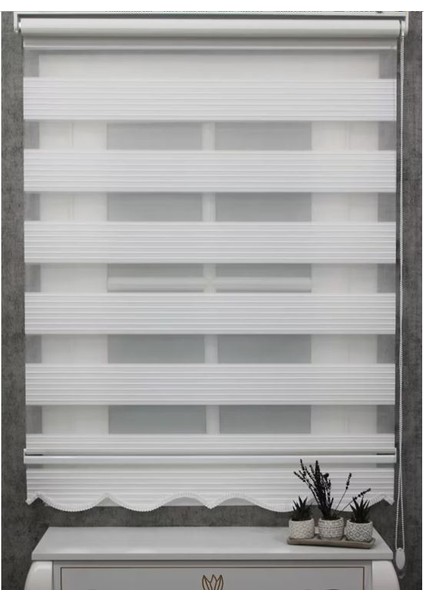 Geniş Plise Etek Dilimli Zebra Stor Güneşlik Perde