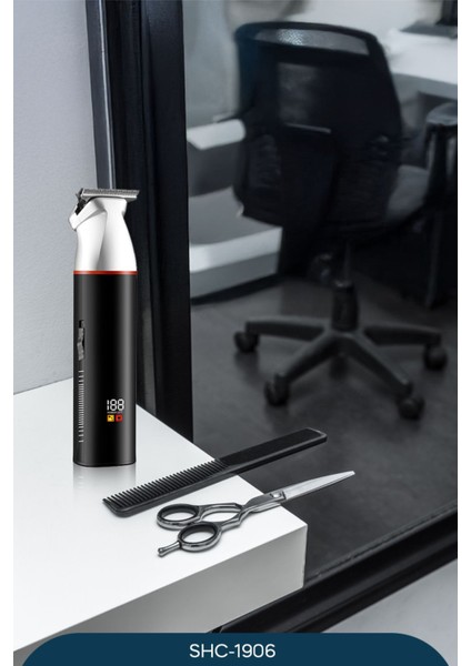 Saç ve Sakal Tıraş Makinesi Hassas Çelik Bıçak LCD Ekran Şarjlı Siyah Hızlı Şarj Özellikli fırsatları