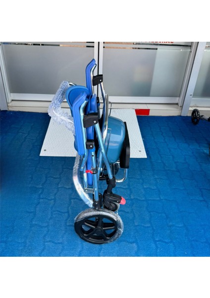 BME320 Mavi Alüminyum Banyo Tuvalet Tekerlekli Sandalyesi indirimleri