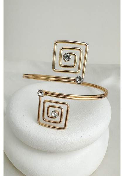 Altın Rengi Taş Detay Kare Geometrik Şekilli Kol Aksesuarı(Çapı:9cm)
