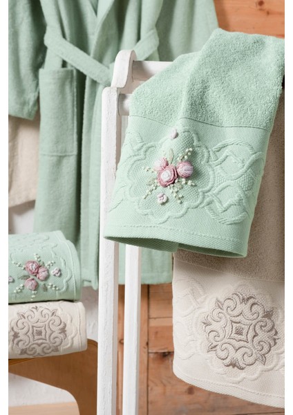 Fiesta Elite Bukle Jakarlı 3D Nakışlı Bornoz Seti 6 Parça